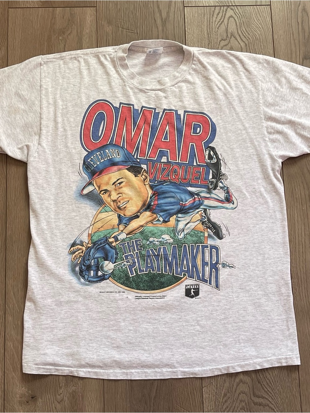 Vintage 1996 Delta Cleveland Indians Omar Vizquel The Playmaker Large Tee Shirt